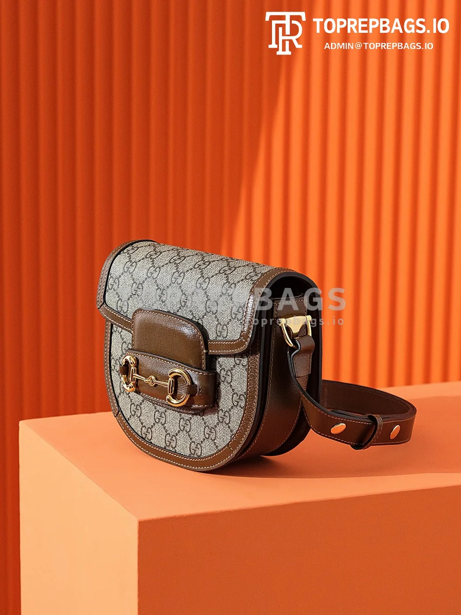 Gucci 1955 Horsebit Saddle in Beige