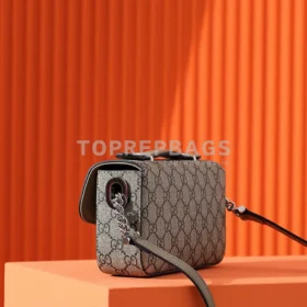 Gucci Petite GG in Beige