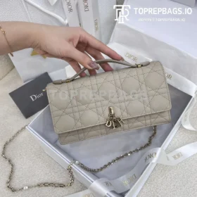 Dior Miss Dior in Taupe