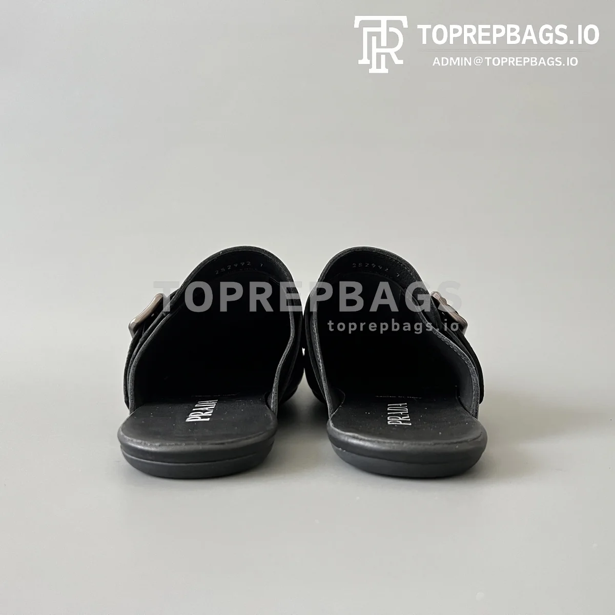 Prada Shuffle in Black