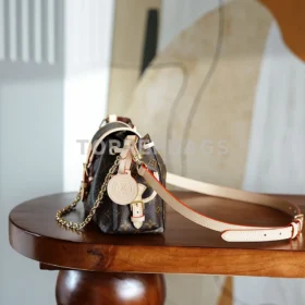 Louis Vuitton Odyssee in Brown