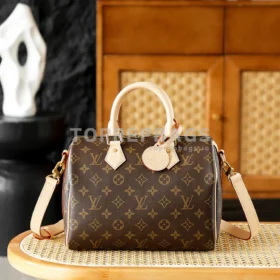 Louis Vuitton Speedy in Brown