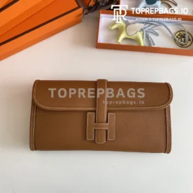 Hermes Jige in Brown