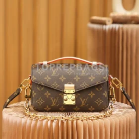 Louis Vuitton Pochette Metis Hobo in Brown