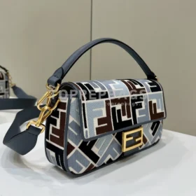 Fendi Baguette in Grey