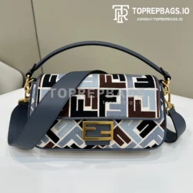 Fendi Baguette in Grey