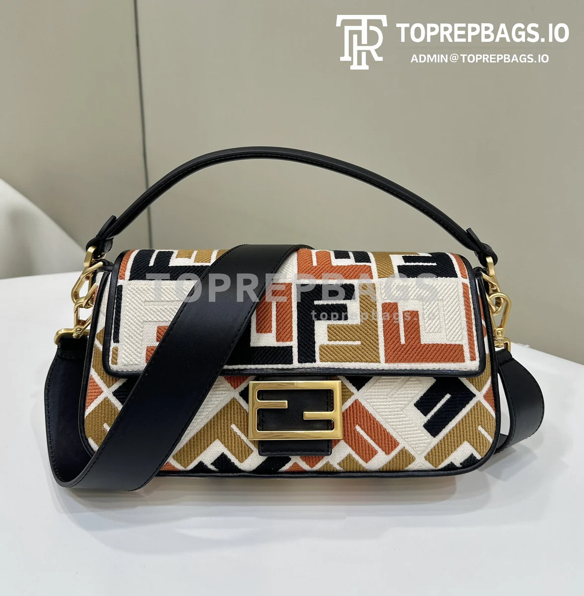 Fendi Baguette in White