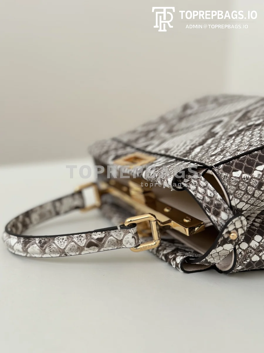Fendi Peekaboo in Brown
