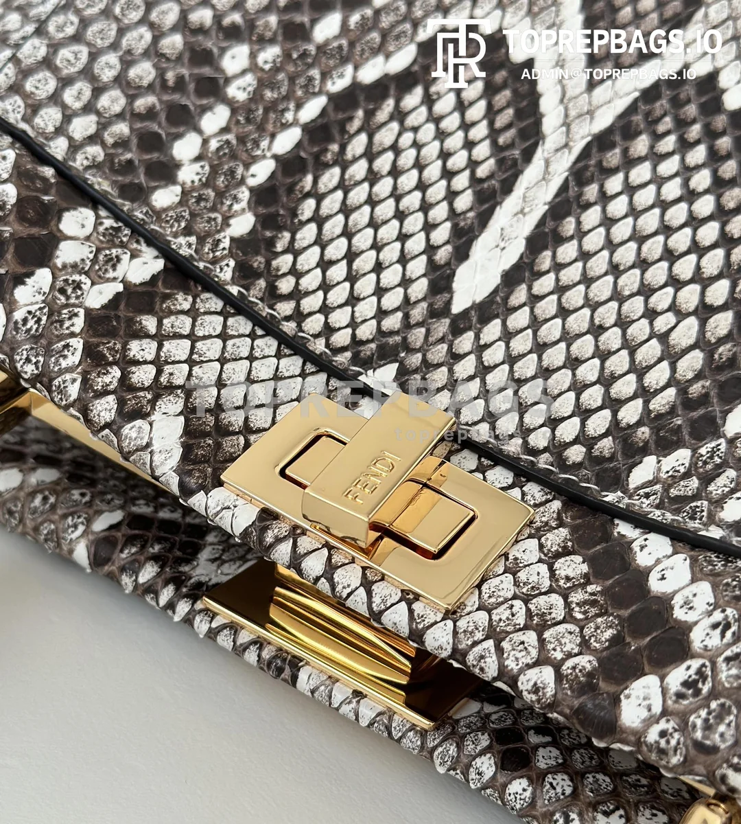 Fendi Peekaboo in Brown