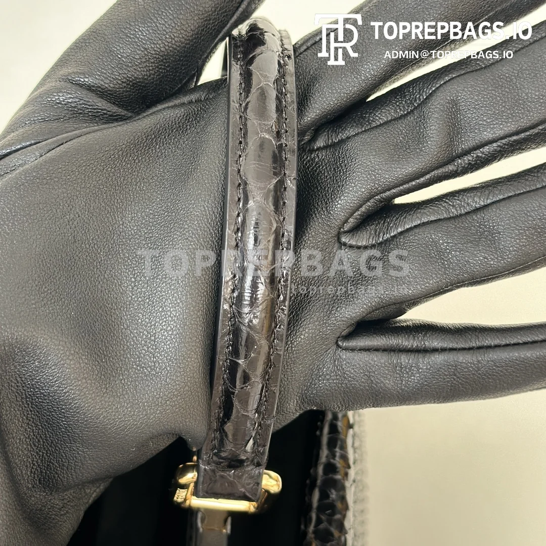 Fendi Peekaboo in Black