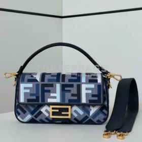 Fendi Baguette in Grey